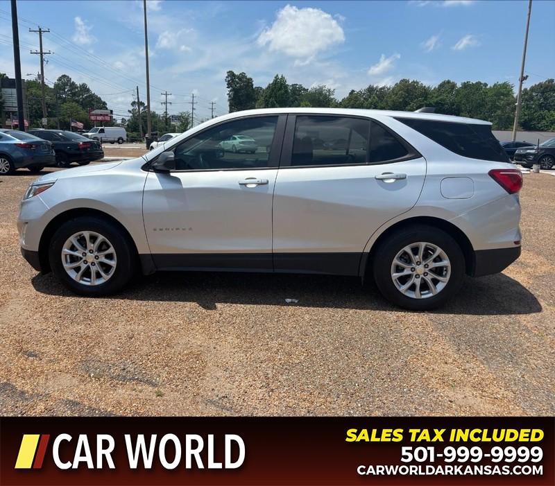 Chevrolet Equinox Vehicle Full-screen Gallery Image 8
