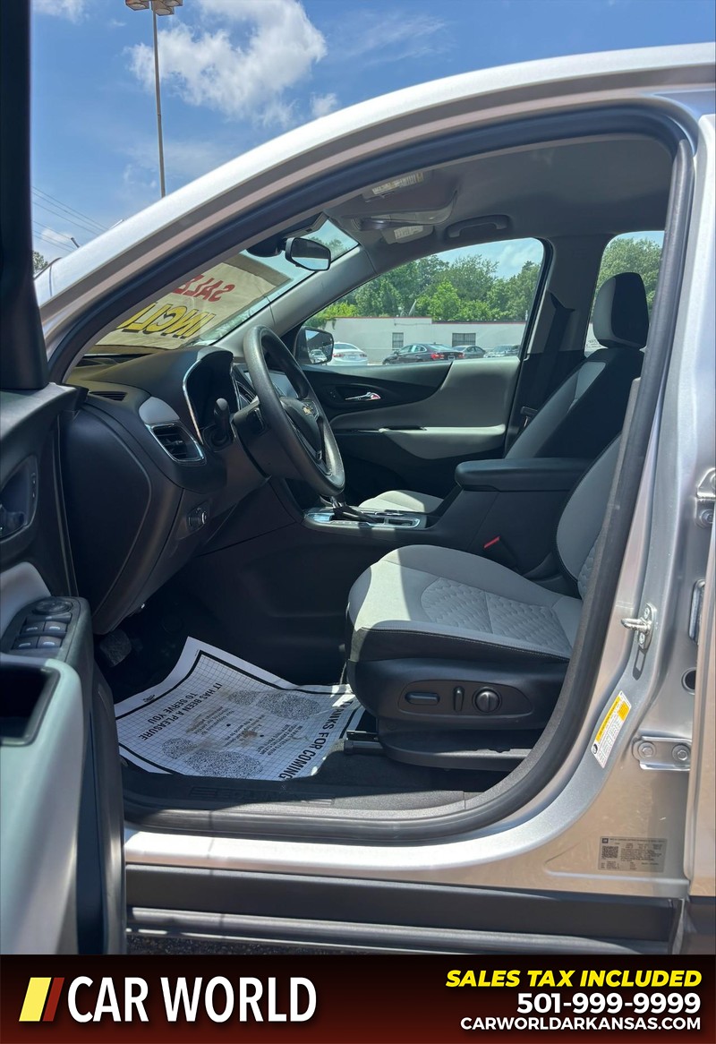 Chevrolet Equinox Vehicle Full-screen Gallery Image 13