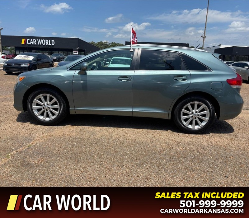 Toyota Venza Vehicle Full-screen Gallery Image 8