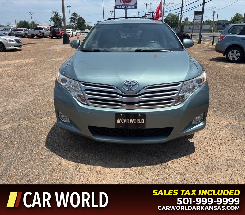 Toyota Venza Vehicle Full-screen Gallery Image 10
