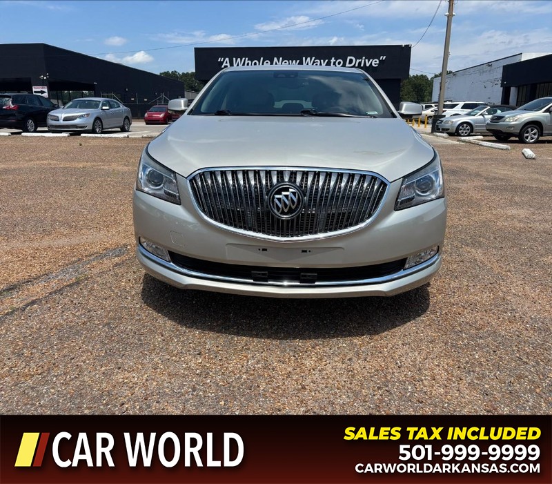 Buick LaCrosse Vehicle Full-screen Gallery Image 10