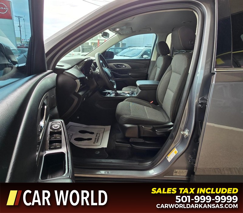Chevrolet Traverse Vehicle Full-screen Gallery Image 8