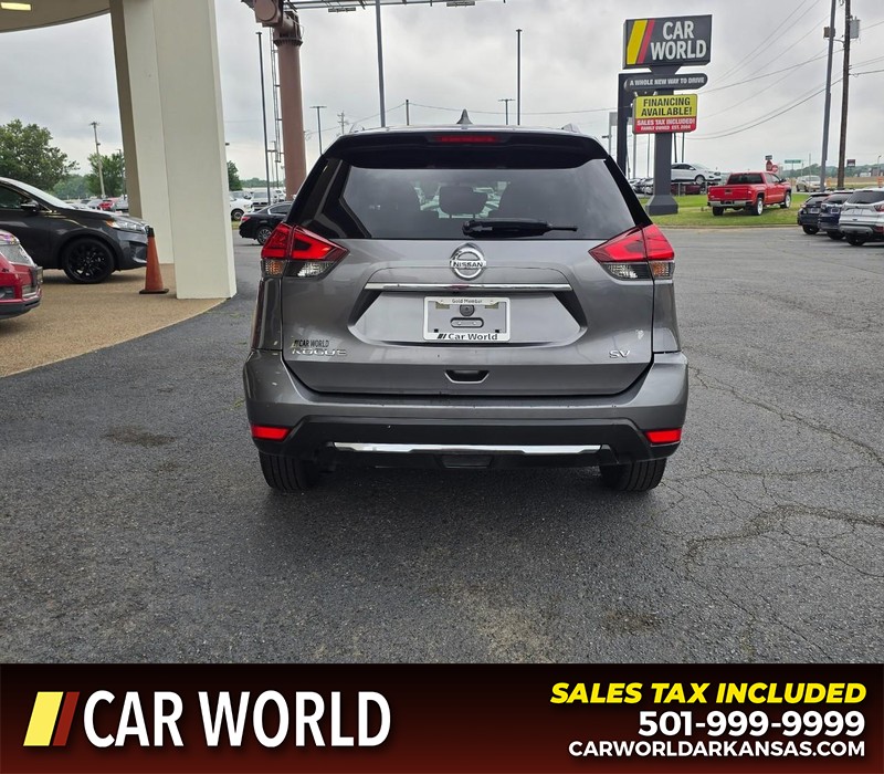 Nissan Rogue Vehicle Full-screen Gallery Image 5