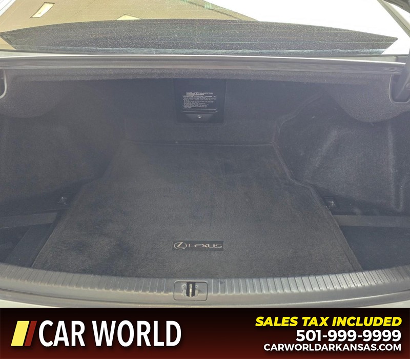Lexus IS 250 Vehicle Full-screen Gallery Image 14