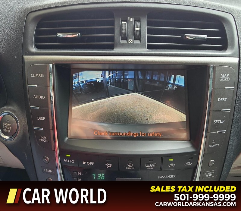 Lexus IS 250 Vehicle Full-screen Gallery Image 19