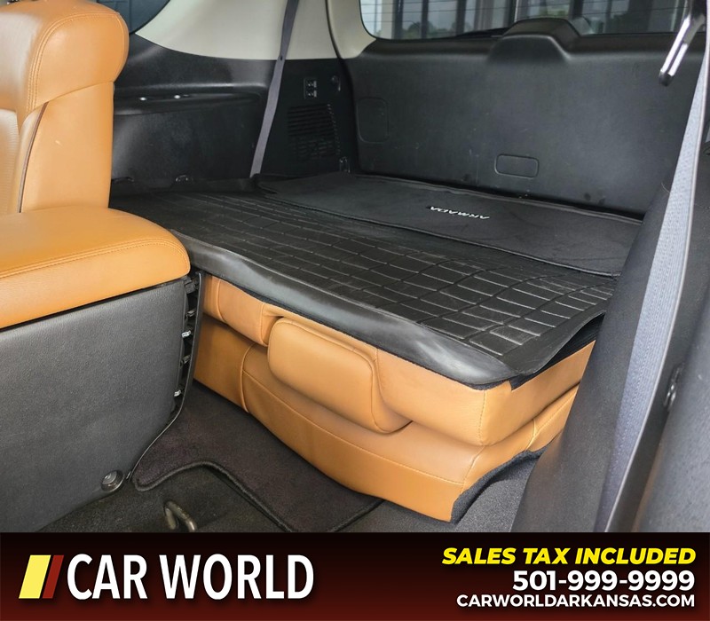Nissan Armada Vehicle Full-screen Gallery Image 11