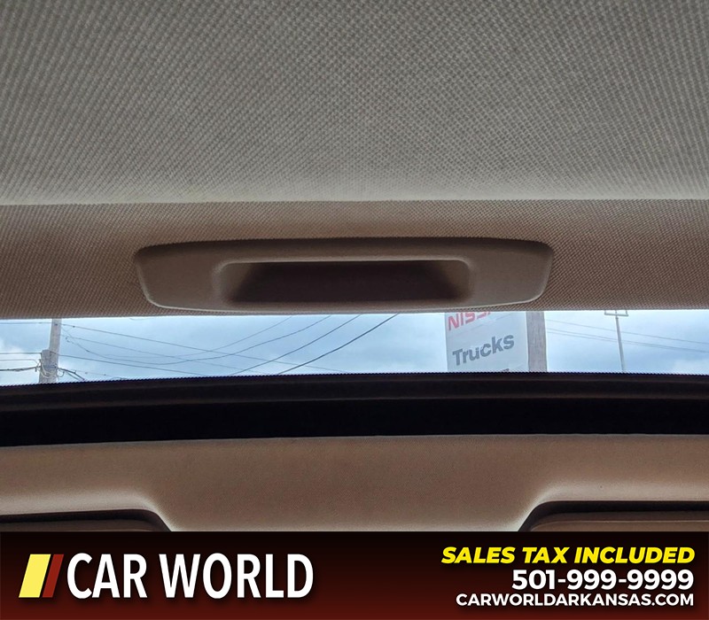 Nissan Armada Vehicle Full-screen Gallery Image 20