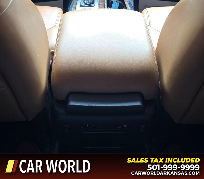 Nissan Armada Vehicle Full-screen Gallery Image 21