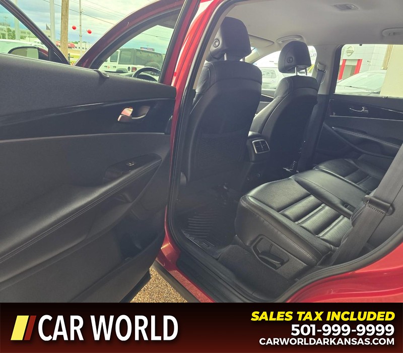 Kia Sorento Vehicle Full-screen Gallery Image 9