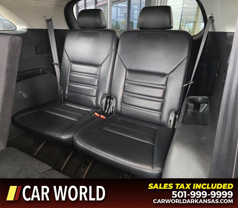 Kia Sorento Vehicle Full-screen Gallery Image 12