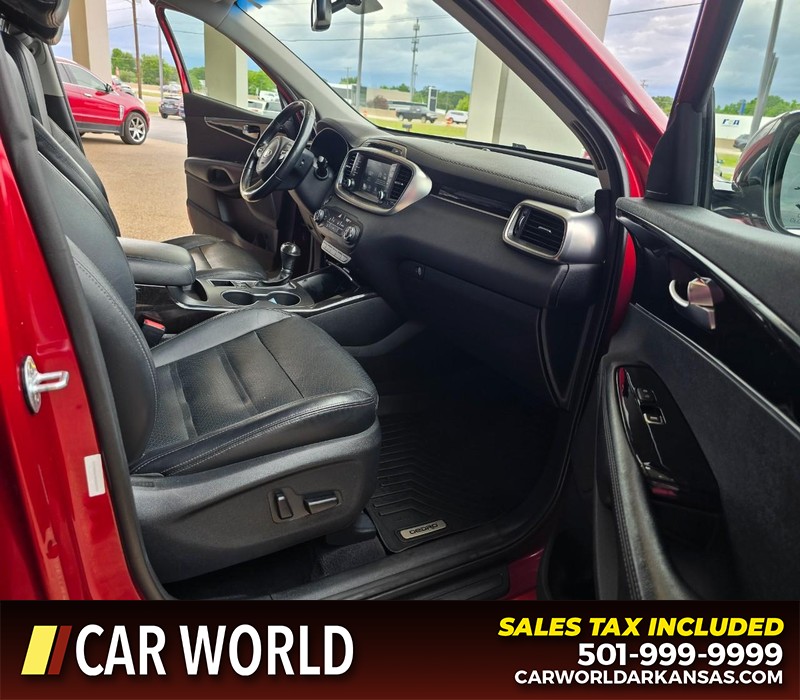 Kia Sorento Vehicle Full-screen Gallery Image 13