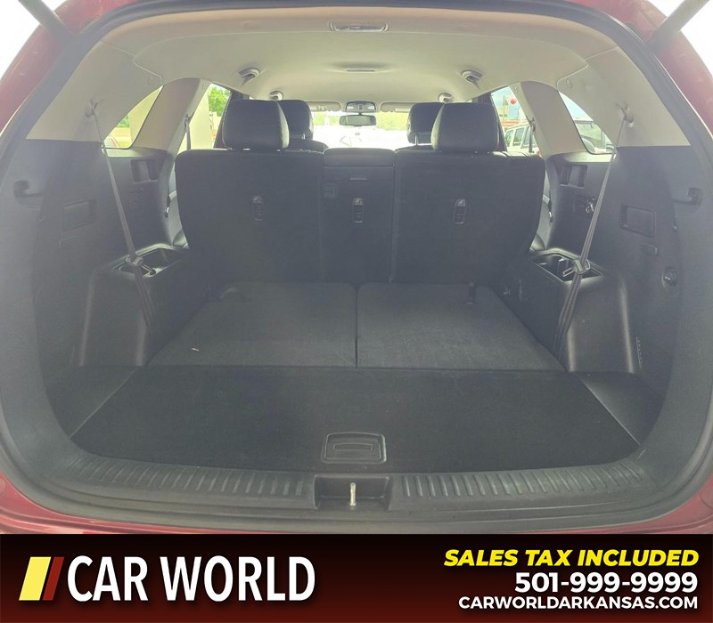 Kia Sorento Vehicle Full-screen Gallery Image 17