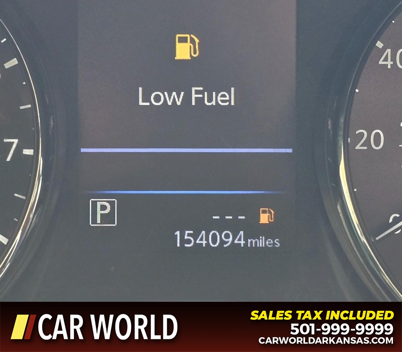 Nissan Rogue Vehicle Full-screen Gallery Image 16