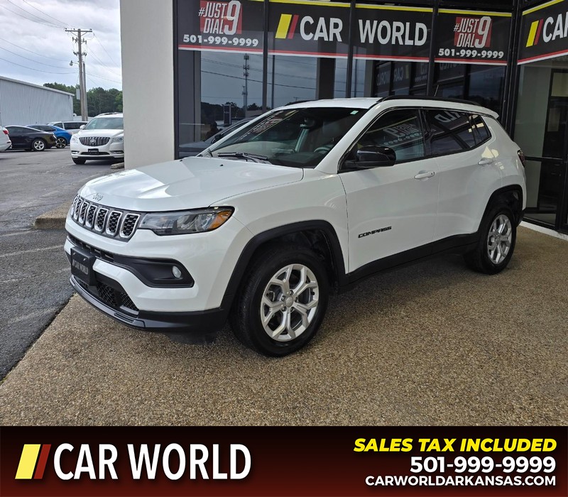 Jeep Compass Vehicle Full-screen Gallery Image 3