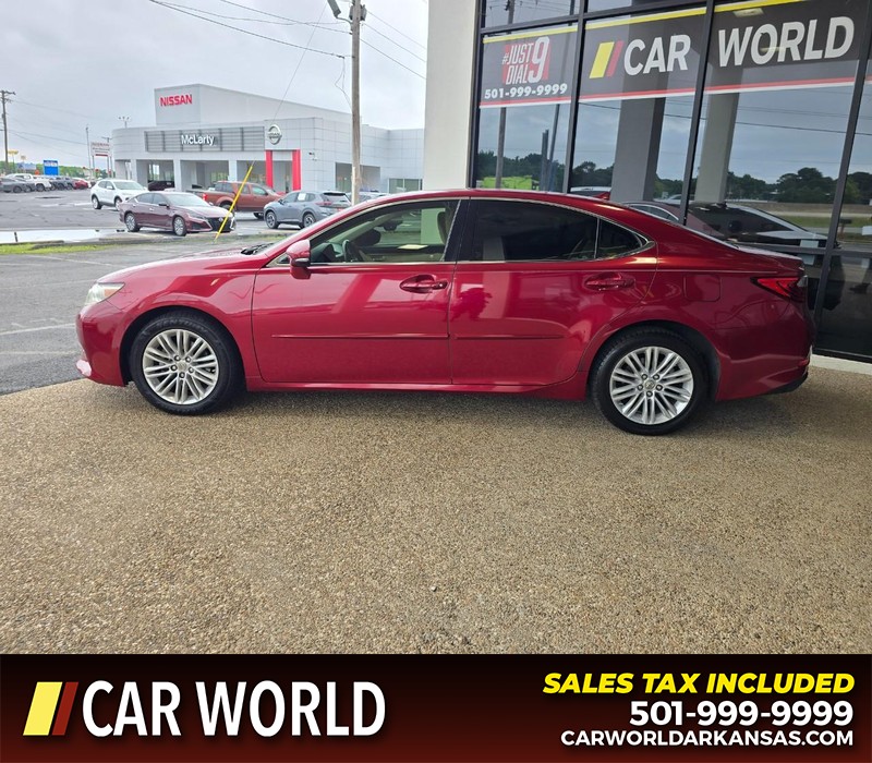Lexus ES 350 Vehicle Full-screen Gallery Image 4