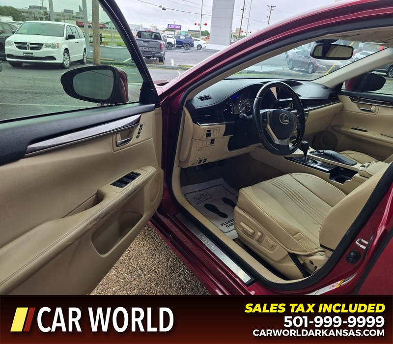 Lexus ES 350 Vehicle Full-screen Gallery Image 7