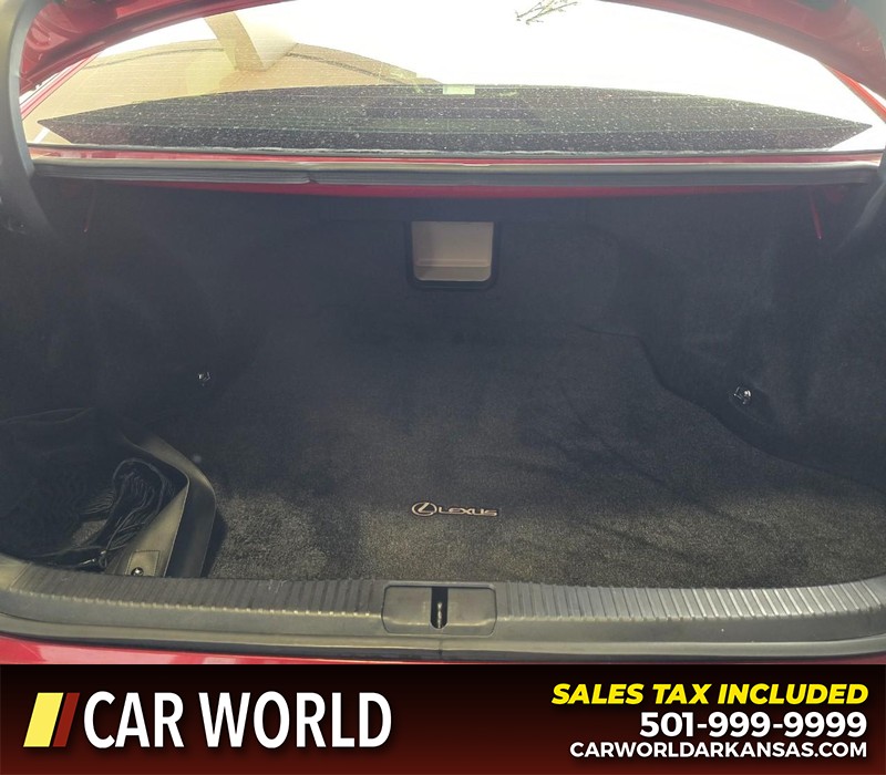 Lexus ES 350 Vehicle Full-screen Gallery Image 13