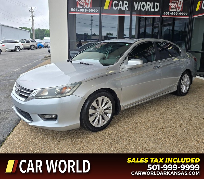 Honda Accord Sedan Vehicle Full-screen Gallery Image 3
