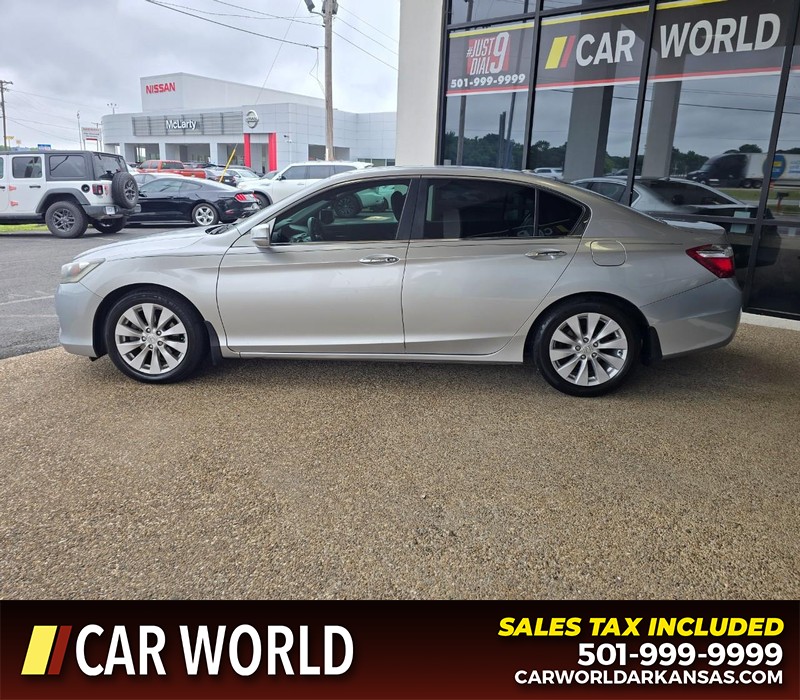 Honda Accord Sedan Vehicle Full-screen Gallery Image 4