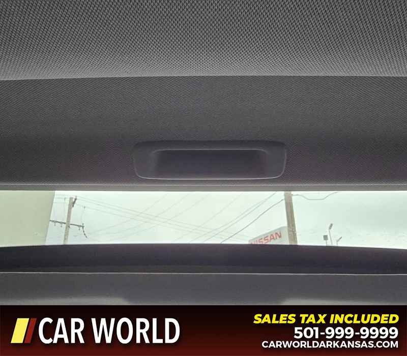 Honda Accord Sedan Vehicle Full-screen Gallery Image 20