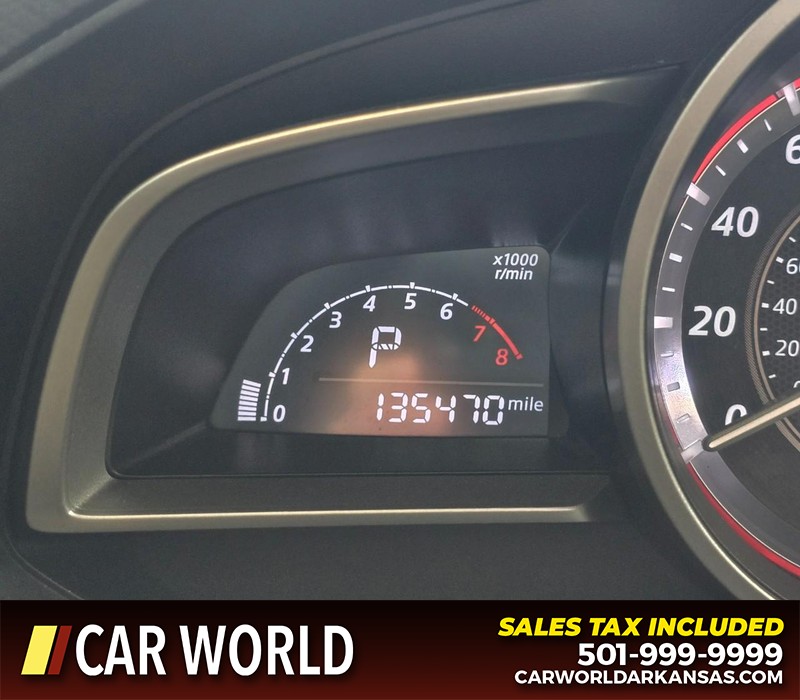Mazda Mazda3 Sedan Vehicle Full-screen Gallery Image 15