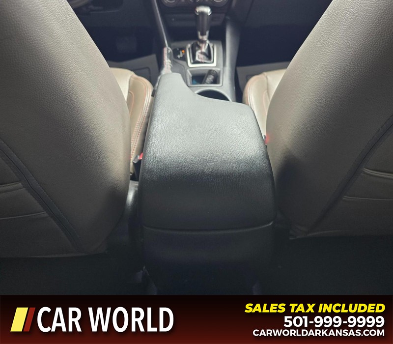 Mazda Mazda3 Sedan Vehicle Full-screen Gallery Image 18