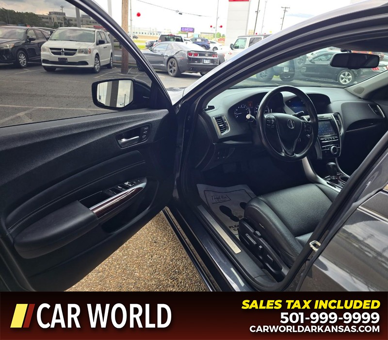 Acura TLX Vehicle Full-screen Gallery Image 7