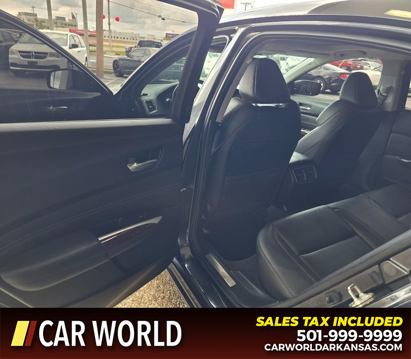 Acura TLX Vehicle Full-screen Gallery Image 9