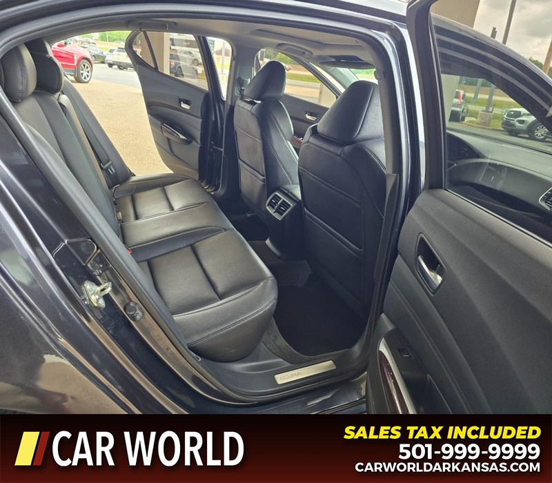 Acura TLX Vehicle Full-screen Gallery Image 12