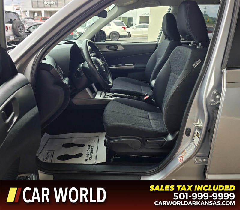 Subaru Forester Vehicle Full-screen Gallery Image 8