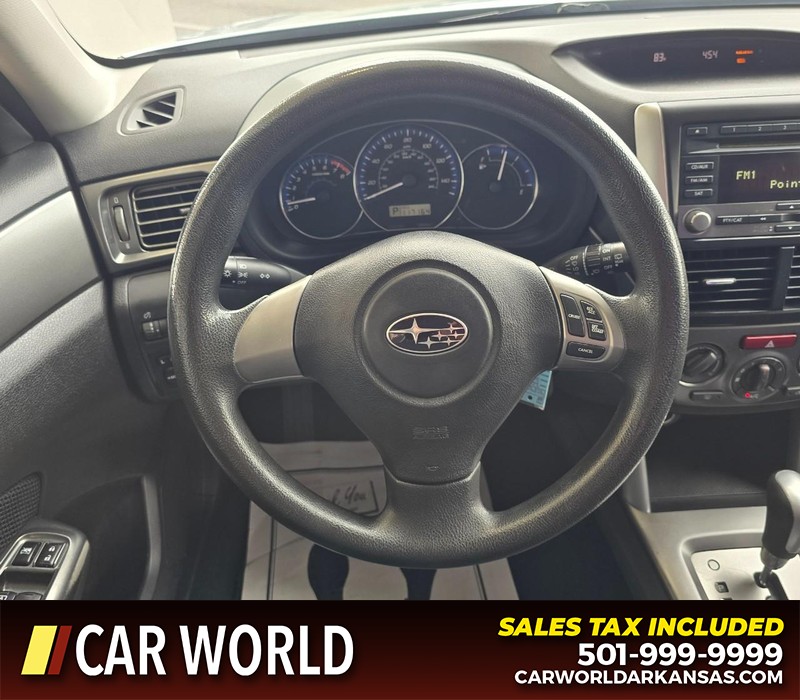 Subaru Forester Vehicle Full-screen Gallery Image 15