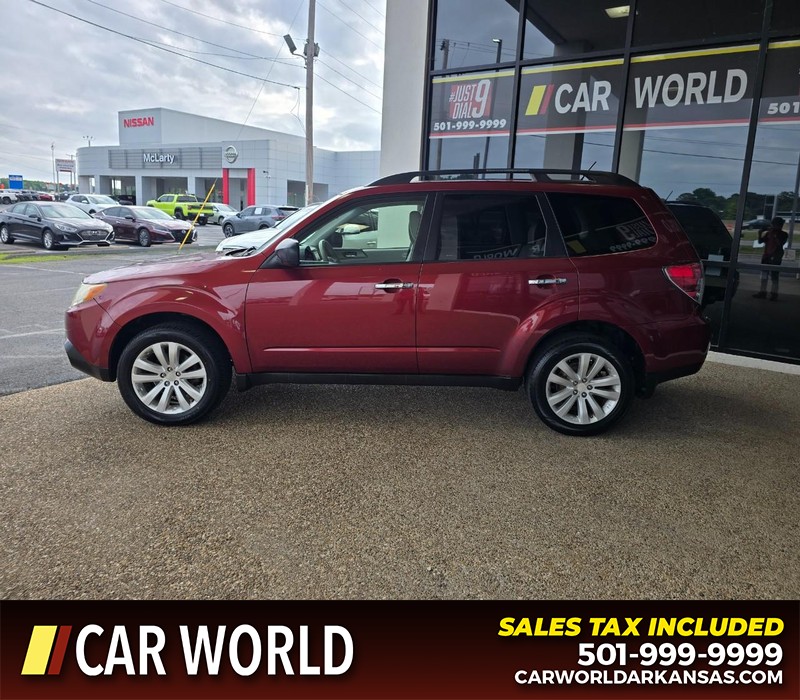 Subaru Forester Vehicle Full-screen Gallery Image 4