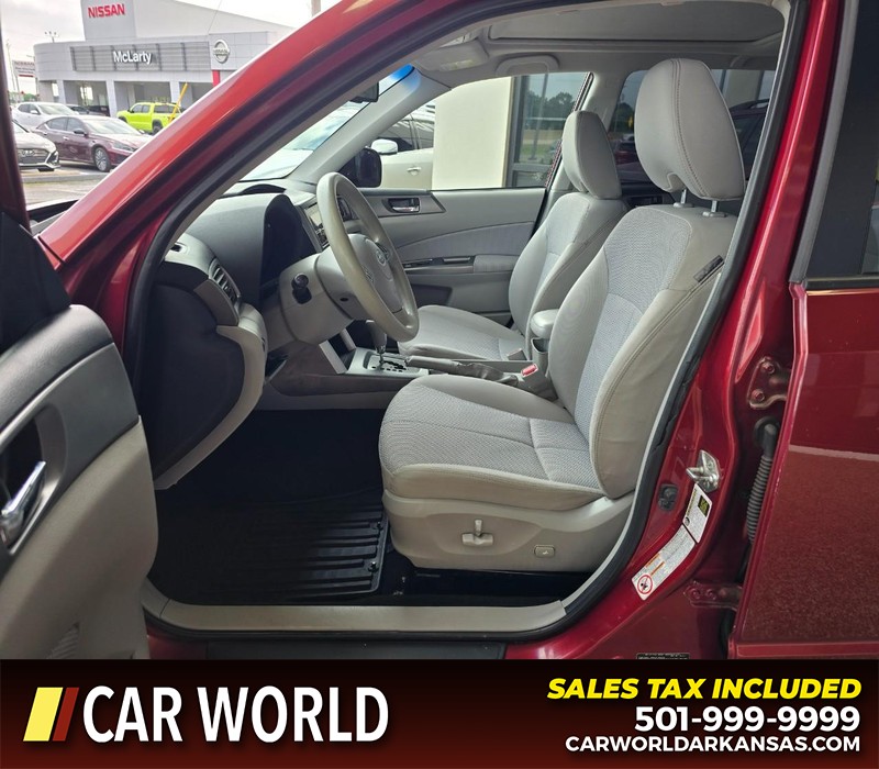 Subaru Forester Vehicle Full-screen Gallery Image 8