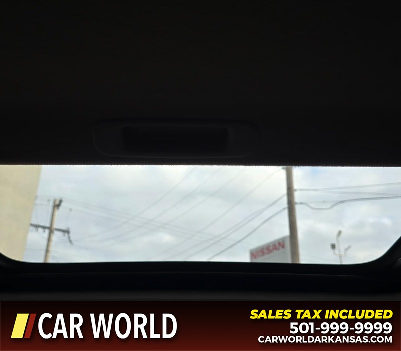 Subaru Forester Vehicle Full-screen Gallery Image 19