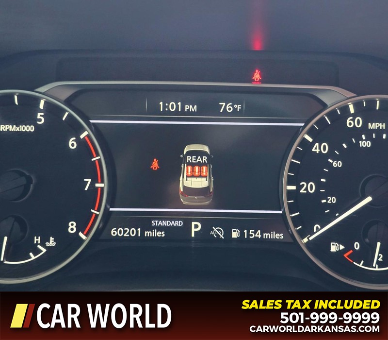 Nissan Rogue Vehicle Full-screen Gallery Image 16