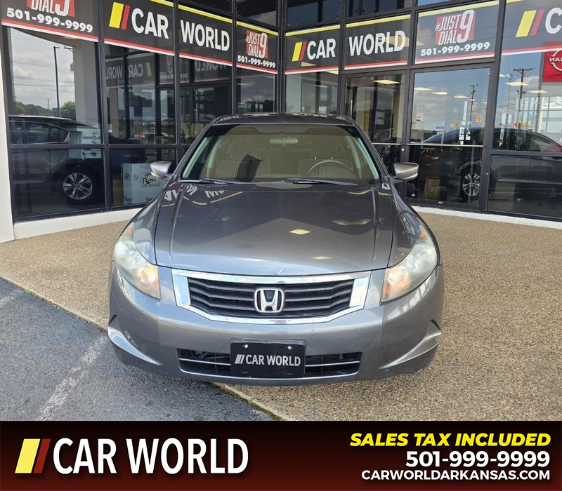 Honda Accord Sedan Vehicle Full-screen Gallery Image 2