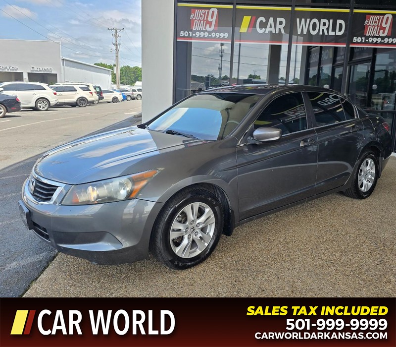 Honda Accord Sedan Vehicle Full-screen Gallery Image 3