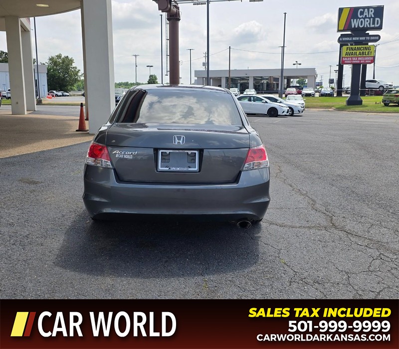 Honda Accord Sedan Vehicle Full-screen Gallery Image 5