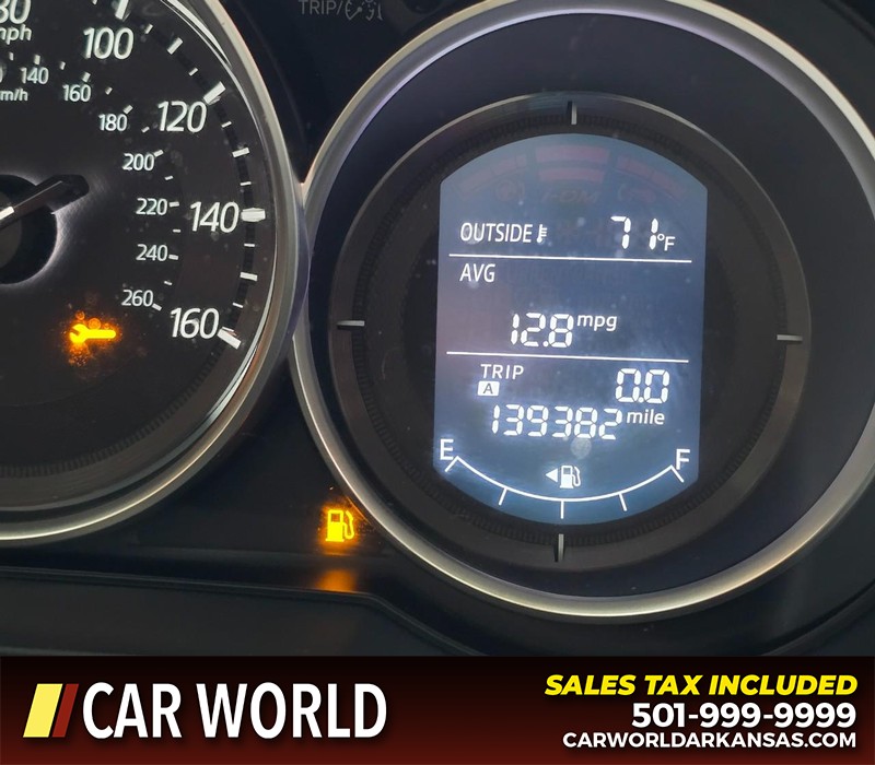 Mazda MAZDA6 Vehicle Full-screen Gallery Image 16