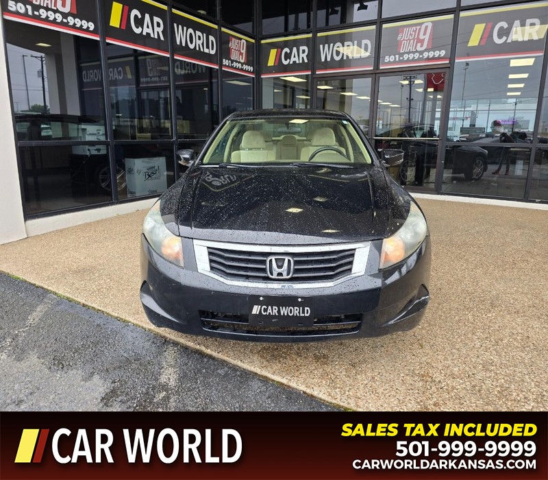 Honda Accord Sedan Vehicle Full-screen Gallery Image 2