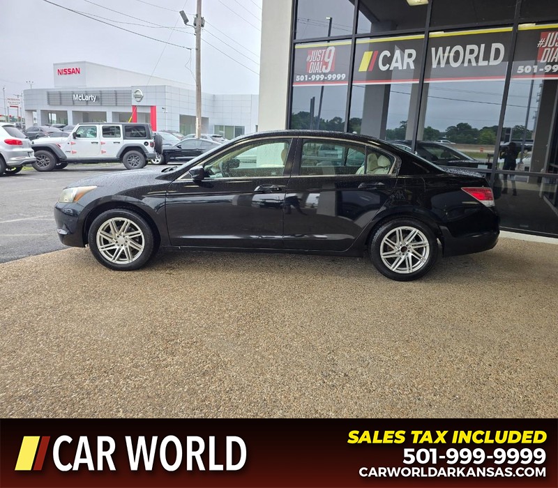 Honda Accord Sedan Vehicle Full-screen Gallery Image 4