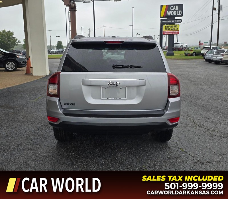 Jeep Compass Vehicle Full-screen Gallery Image 5