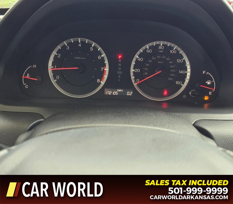Honda Accord Sedan Vehicle Full-screen Gallery Image 16