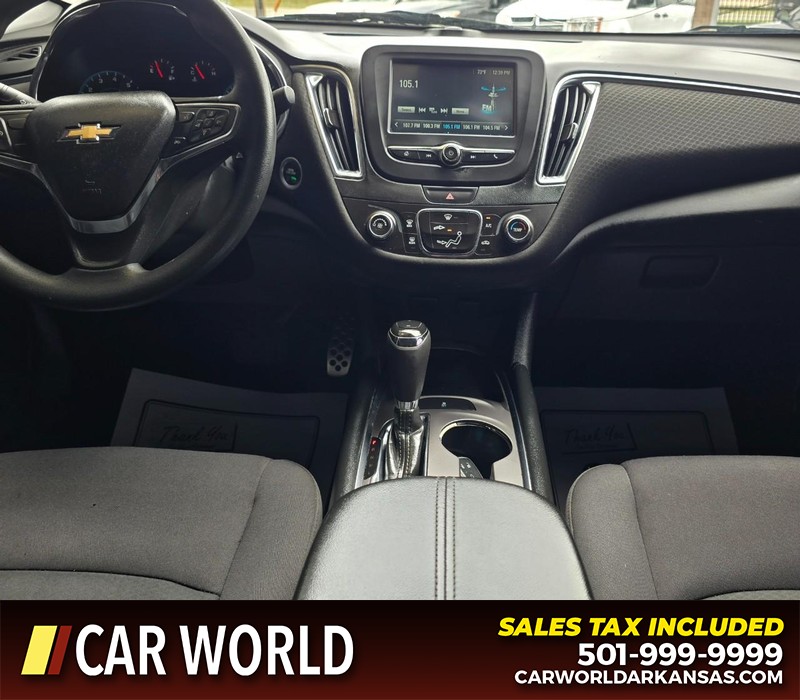 Chevrolet Malibu Vehicle Full-screen Gallery Image 18