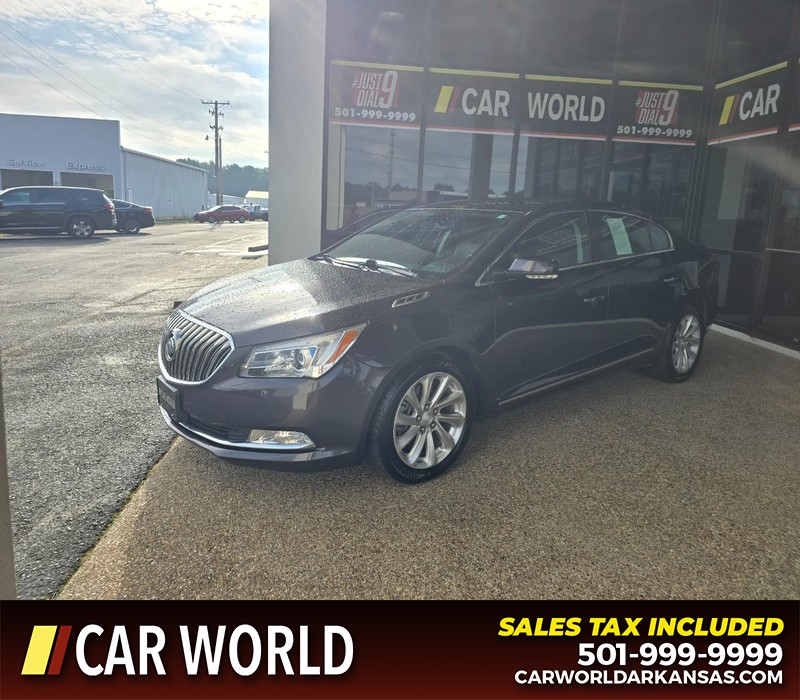 Buick LaCrosse Vehicle Full-screen Gallery Image 3