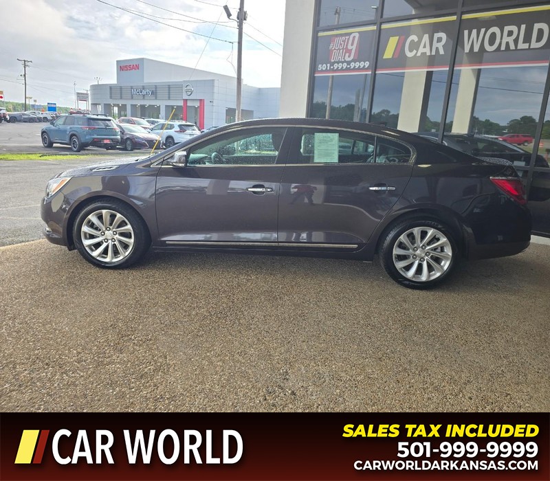 Buick LaCrosse Vehicle Full-screen Gallery Image 4