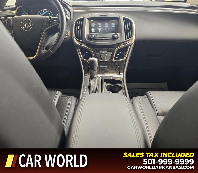 Buick LaCrosse Vehicle Full-screen Gallery Image 18