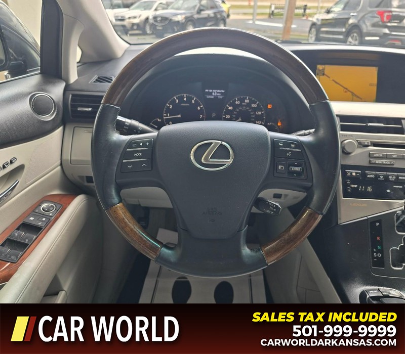 Lexus RX 350 Vehicle Full-screen Gallery Image 16