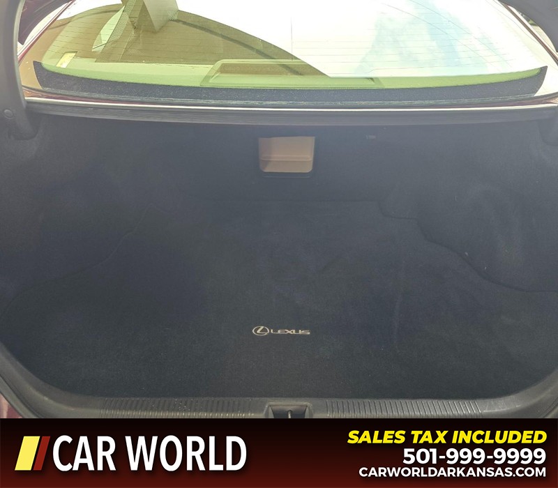Lexus ES 350 Vehicle Full-screen Gallery Image 14