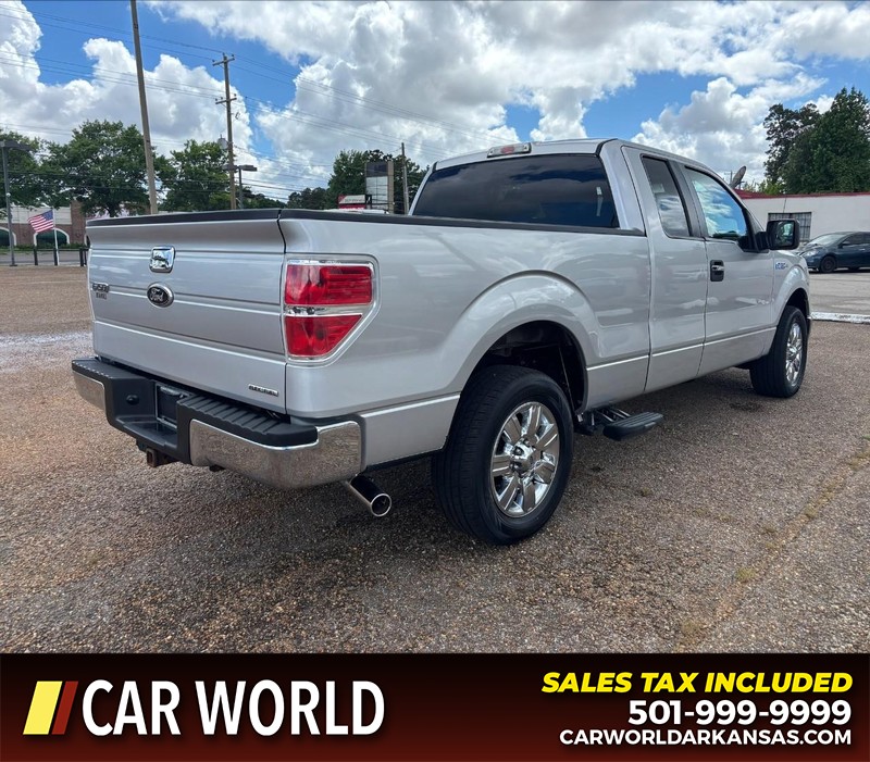 Ford F-150 Vehicle Full-screen Gallery Image 3